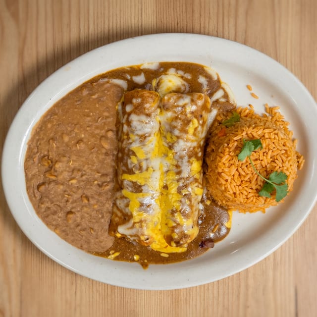 Enchiladas Al Carbón.